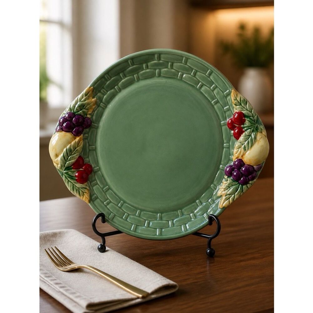 Portfolio by Pfaltzgraff Jamberry Cheese Tray with Sculpted Slicer